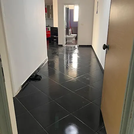 Me Qera Apartment
